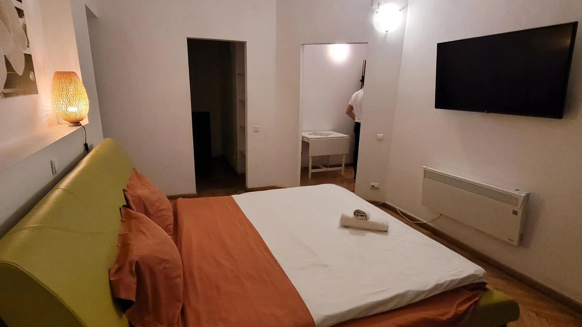 Apartamento Anastasia Balcescu Apart 2 Self Check Code In From 2Pm Only Microwave Bucareste