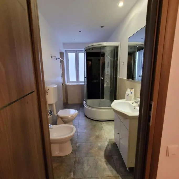Anastasia Balcescu Apart 2 Self Check Code In From 2Pm Only Microwave Bucharest Apartment