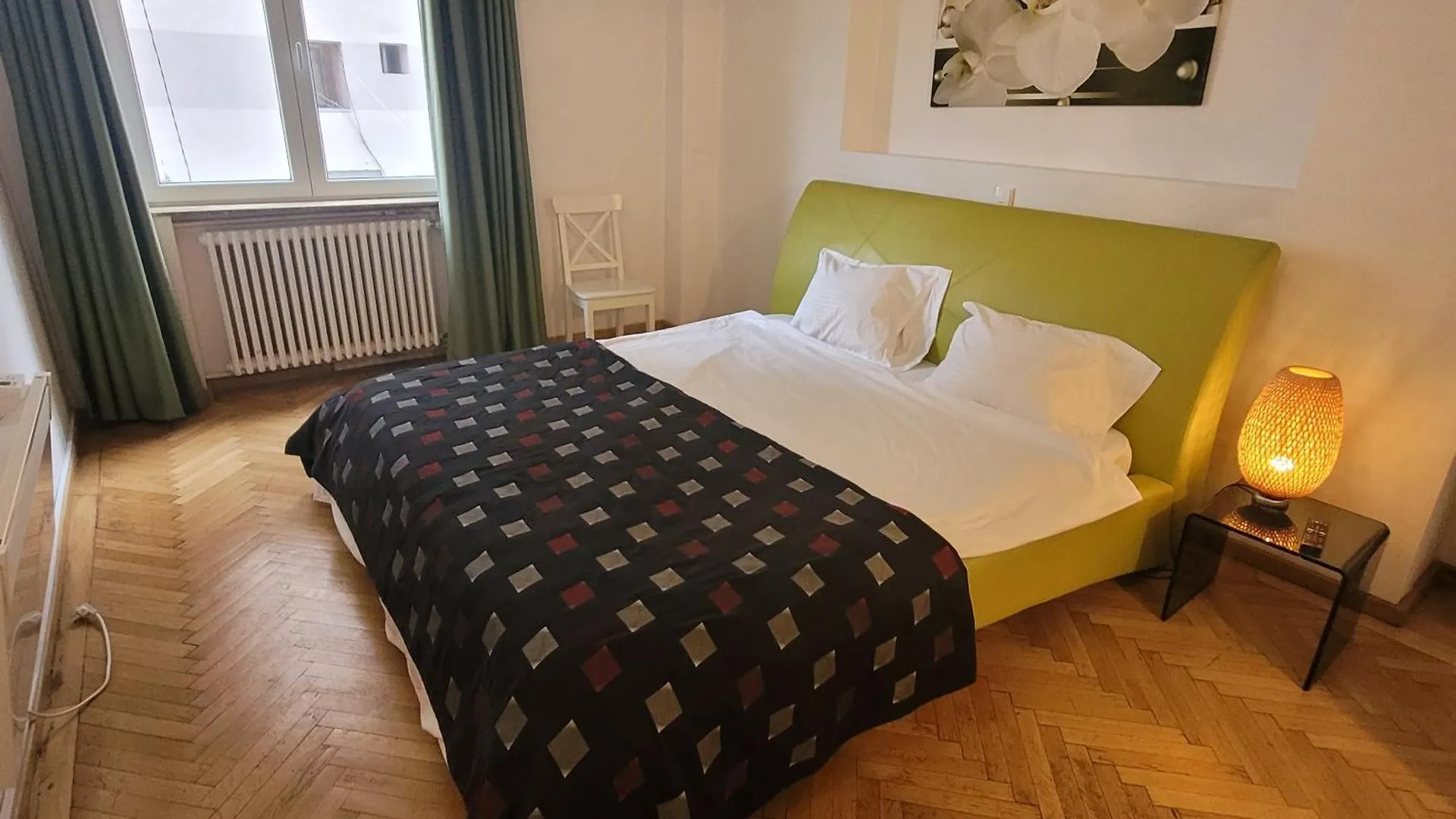 Anastasia Balcescu Apart 2 Self Check Code In From 2Pm Only Microwave Bucharest Apartment